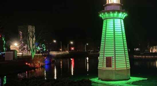 Simcoe Panorama includes half a million Christmas lights