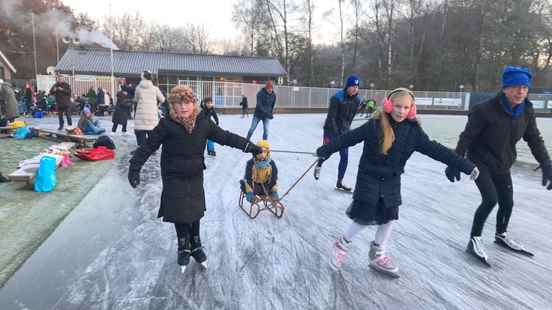 Skating fun at the ice club in Doorn but its