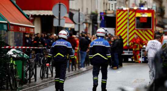 at least two dead following shots fired in central Paris