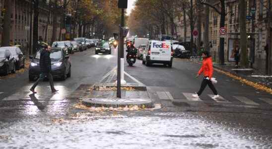 orange vigilance gradually lifted in France