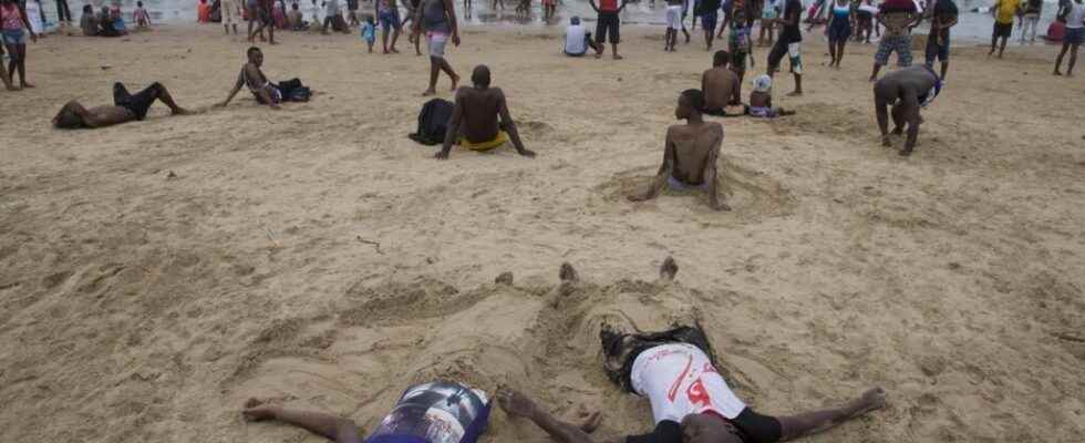 polluted by sewage several Durban beaches are closed