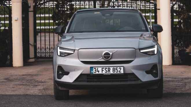 1675097335 218 The other side of the coin Volvo C40 review