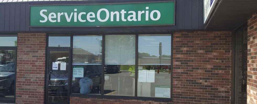 Chatham Kent extends ServiceOntario contracts in Chatham Dresden