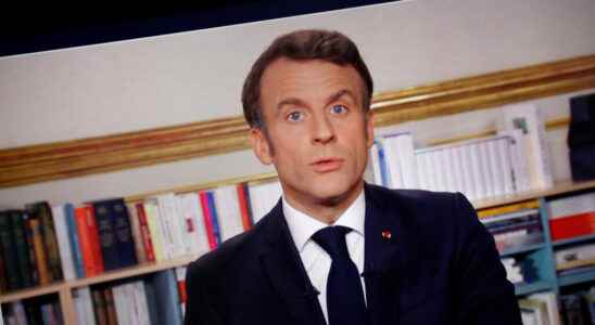 Emmanuel Macron put to the test by the month of