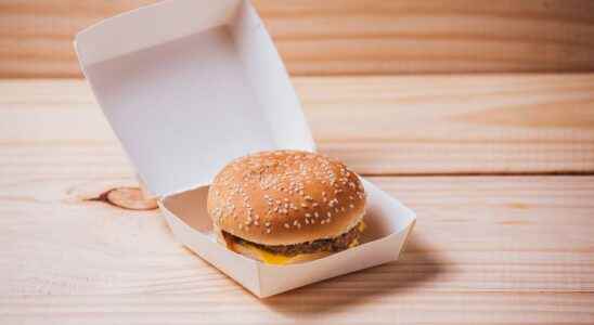 Fast food to the test of reusable tableware in the