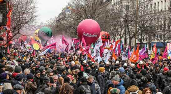 France paralyzed on Tuesday The news