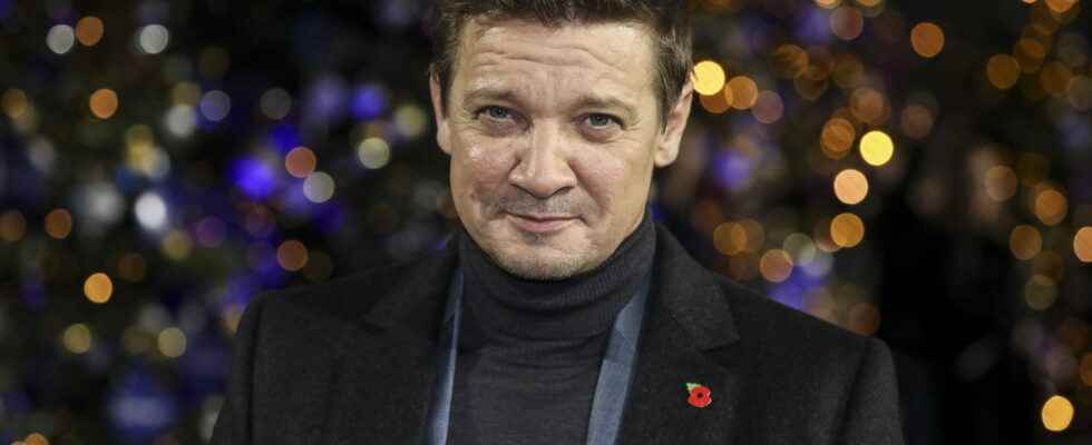 Jeremy Renner the actor comes out of the silence the