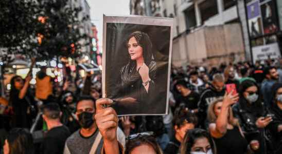 Macron salutes the fight of Mahsa Amini murdered as a