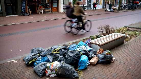 On the first day of the strike garbage mountains in