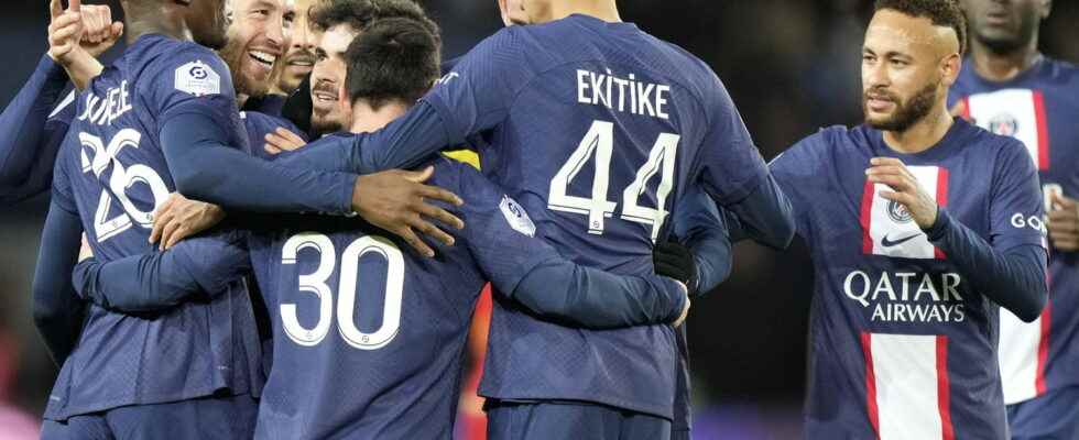 PSG Angers Messi and Ekitike save a Paris at