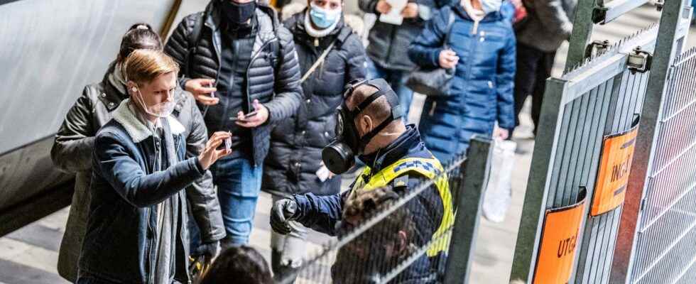 Permanent border control at the Oresund Bridge is being investigated