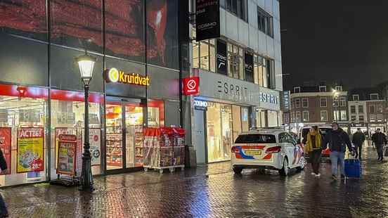 Robbery at Kruidvat in the center of Utrecht police are