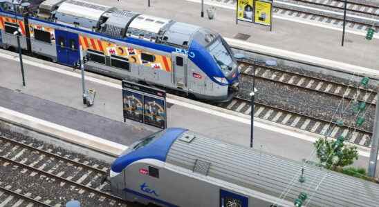 SNCF strike another strike date against pension reform