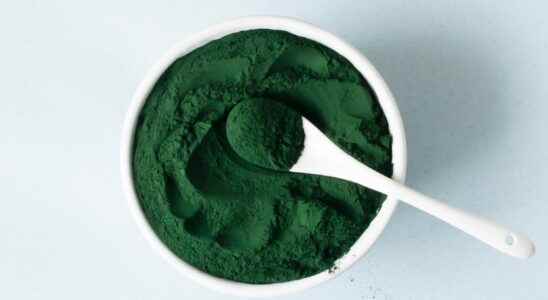 Spirulina danger benefit what is this super algae