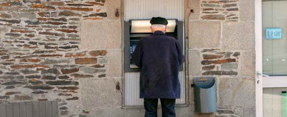 The first ATM is 12 kilometers away rural France faced