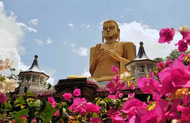 The golden temple of Dambulla