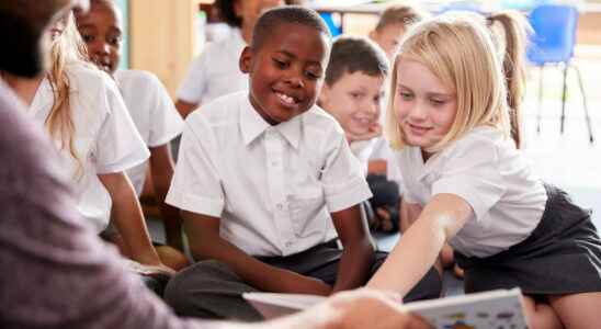 Uniform at school for or against soon compulsory in France