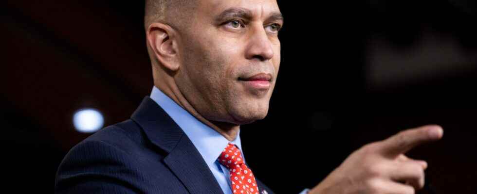 United States Hakeem Jeffries the new star of the Democratic