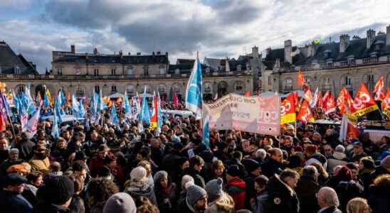 in Paris in the region Where will the processions be