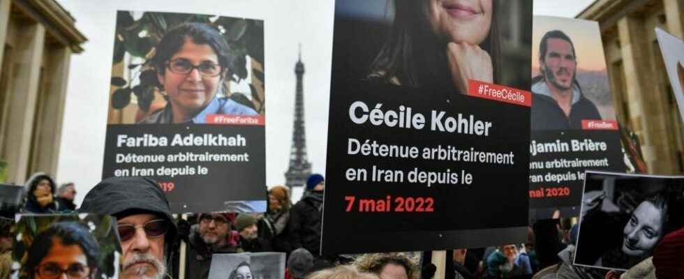 in Paris rally for the release of the 7 French