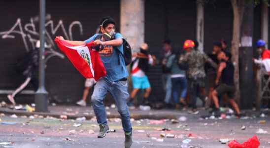 new demonstrations in Lima and in the country a protester