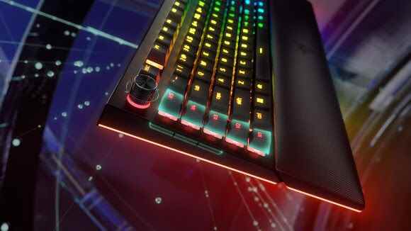 Razer Blackwidow V4 Pro announced