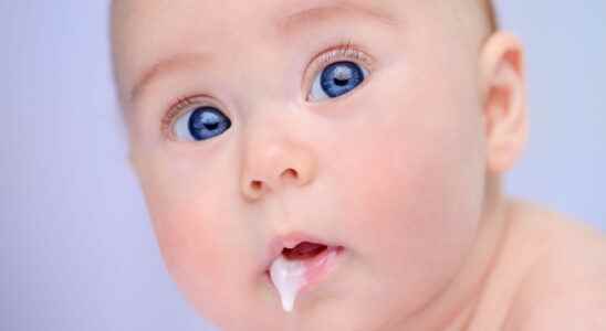 Baby regurgitates what to do should you change milk