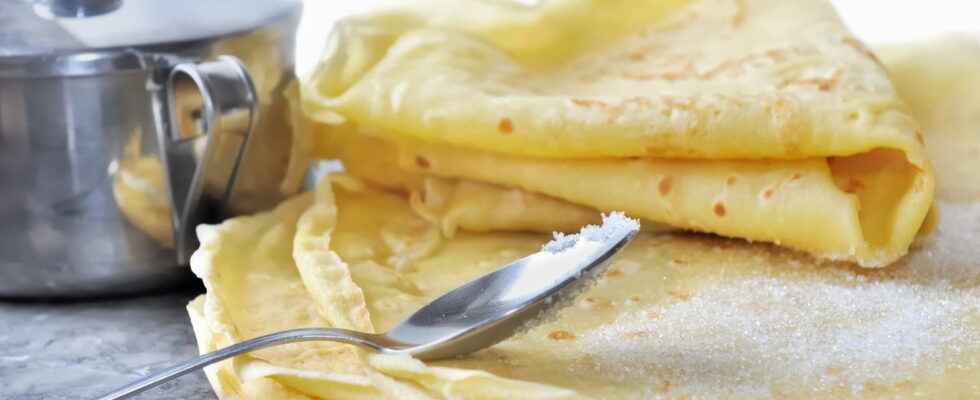 Candlemas the classic and easy pancake recipe