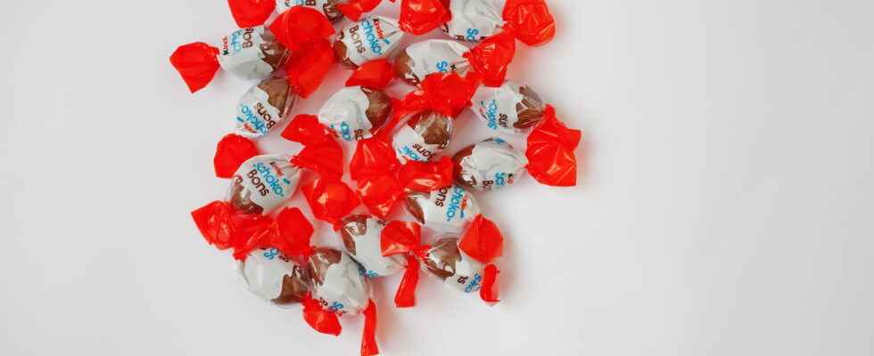 Do Kinder Schokobons really contain insects