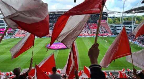 FC Utrecht gets smart technology against discriminating chants