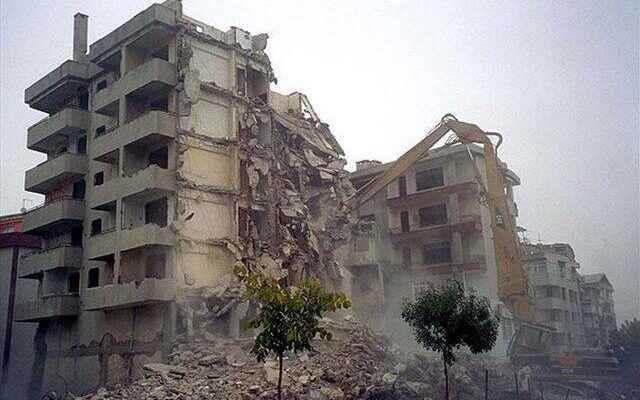 How many lives were lost in Kahramanmaras earthquakes How many