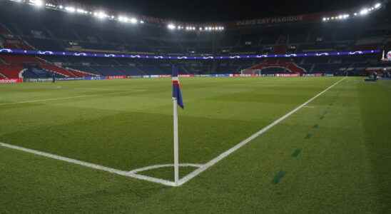 PSG training open to the public what time and how