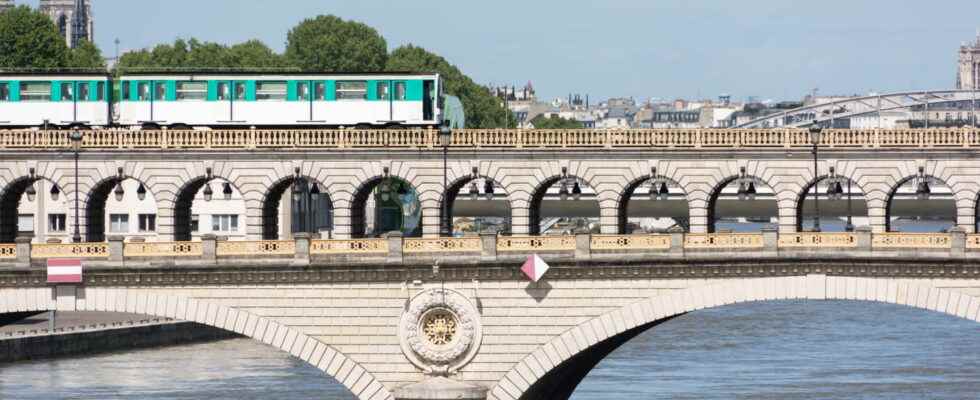 RATP strike what time do the metro lines close on