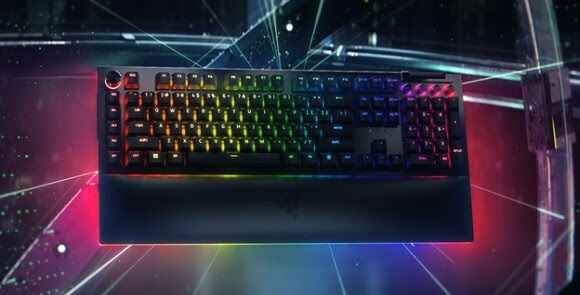 Razer Blackwidow V4 Pro announced