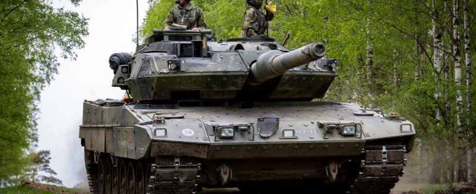 Send Swedish tanks to Ukraine