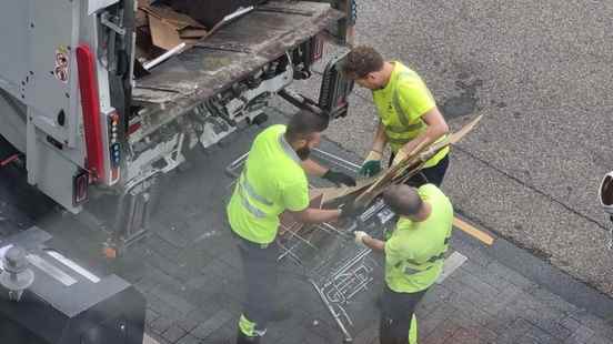 Troop in Utrecht strengthens striking garbage collector Stijn You immediately