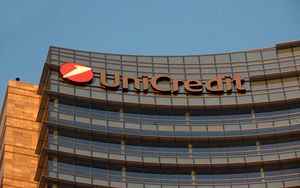 UniCredit Jayne Anne Gadhia resigns from the Board