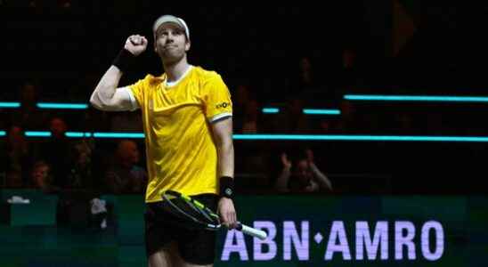 Van de Zandschulp rises in world ranking