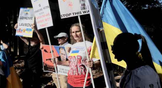 defenders of Ukraine lonely in the face of the neutrality