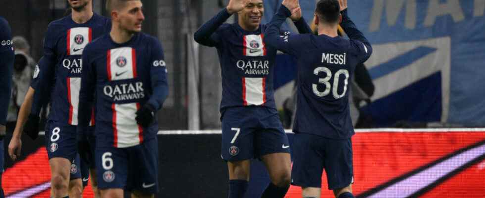 led by the Mbappe Messi duo PSG obliterates OM at the