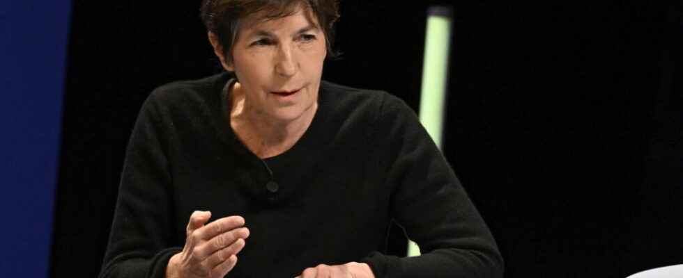 the writer Christine Angot joins the jury of the Academie