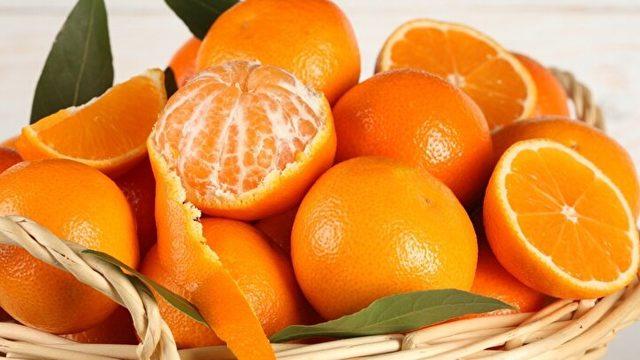 4 tangerines