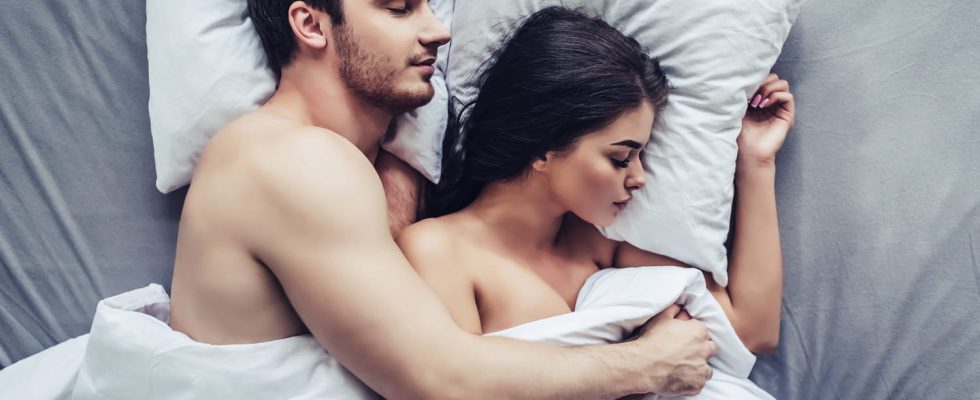 6 tips for finally sleeping well together