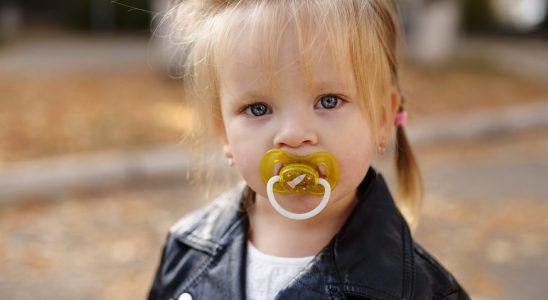 7 tips to help him let go of his pacifier