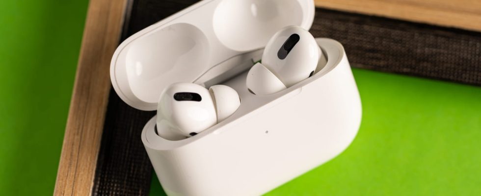 AirPods 2 now available at 109 E at Rakuten