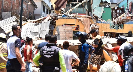 At least 15 dead after earthquake in Ecuador