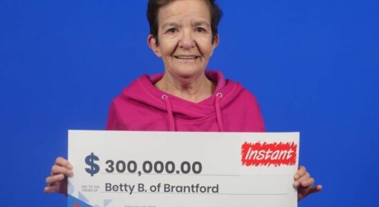 Brantford woman planning trip after lottery win