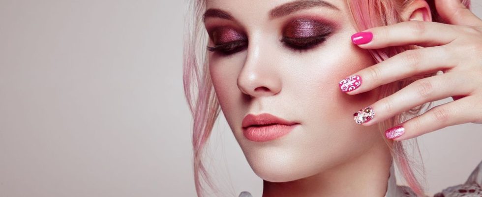 Coquette makeup the beauty trend that pushes romanticism to its