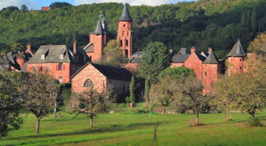 Correze between green countryside and medieval villages