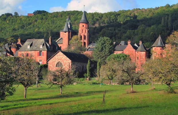 Correze between green countryside and medieval villages